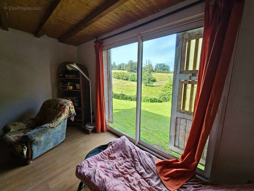 Appartement à ROZIERS-SAINT-GEORGES