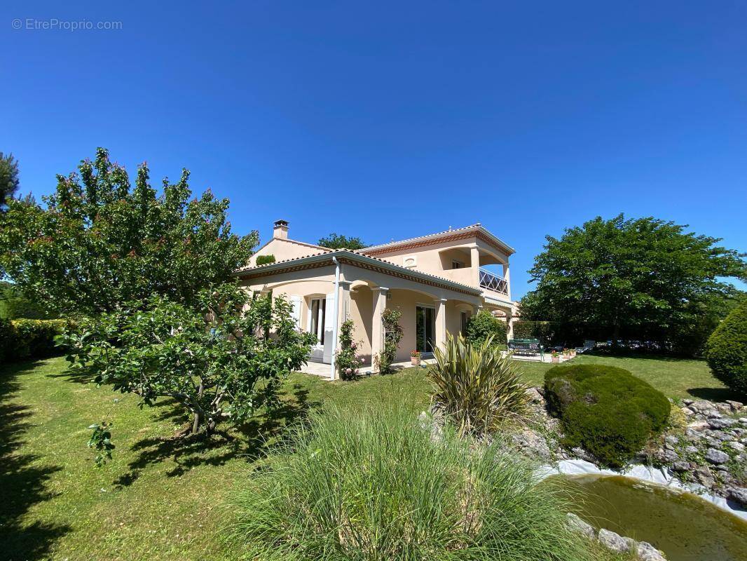 Maison à LES MATHES