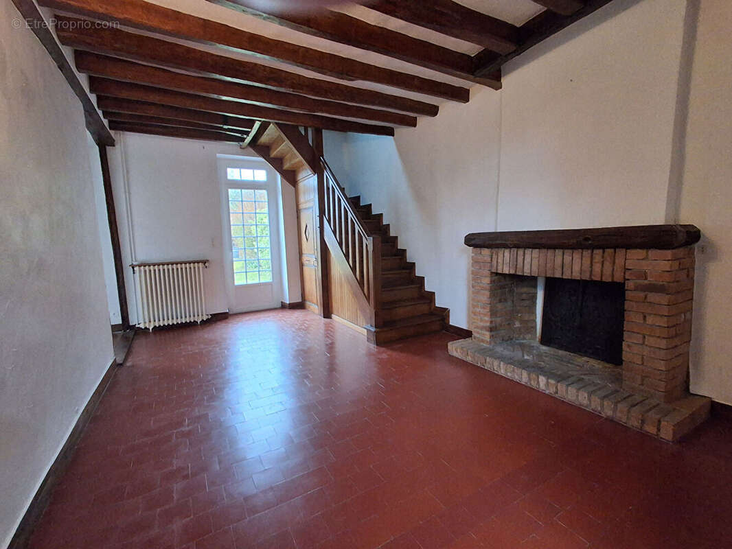 Maison à AUTRUY-SUR-JUINE