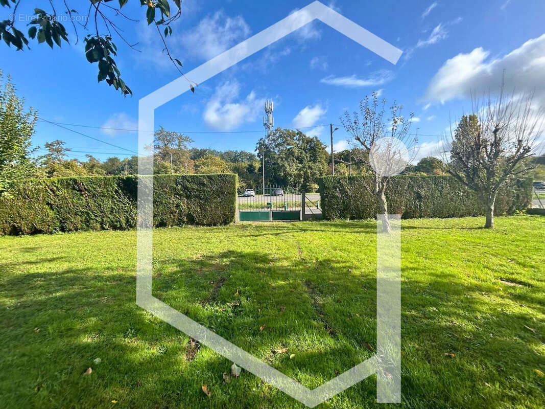 Maison à COSNE-COURS-SUR-LOIRE