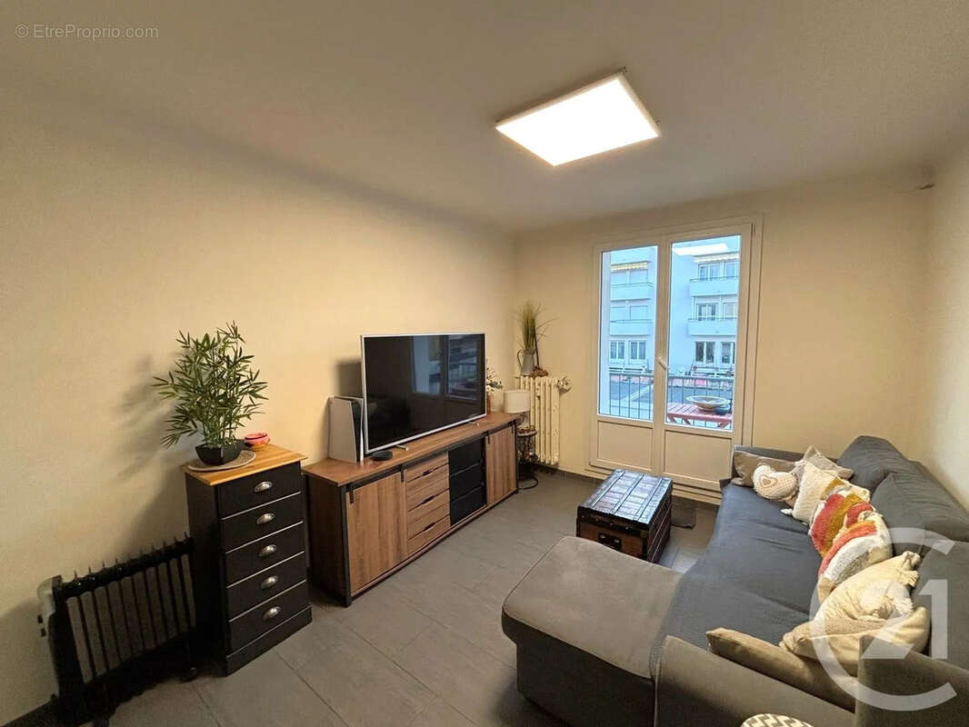 Appartement à LE CANNET