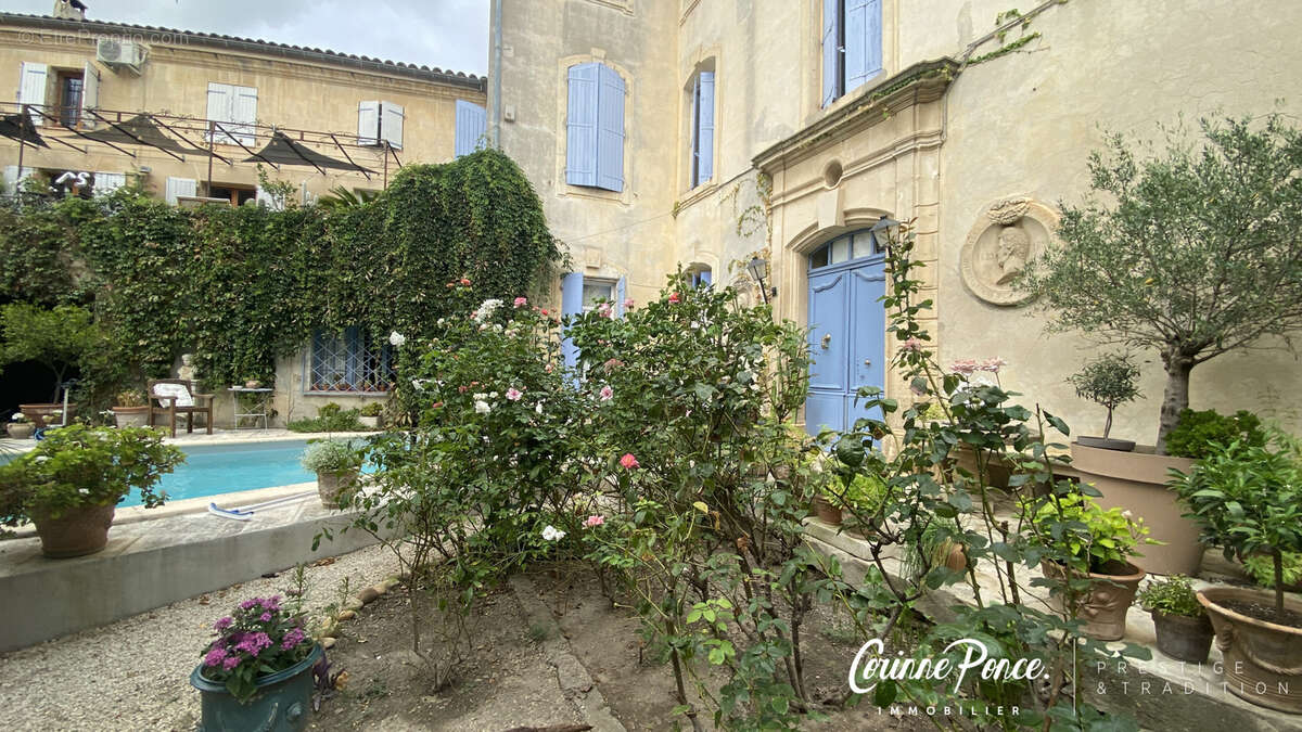 Maison à SAINT-GILLES
