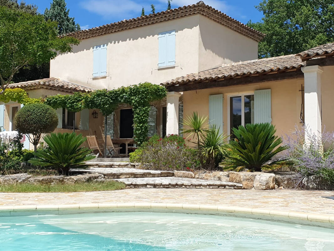 Maison à UZES