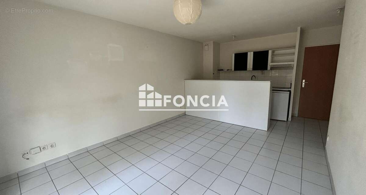 T3 / 2 chambres / Balcon / Garage - photo 2