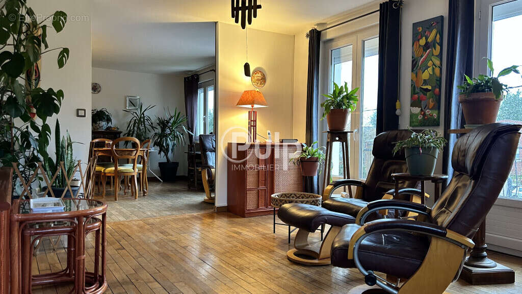 Maison à SAINTE-CATHERINE