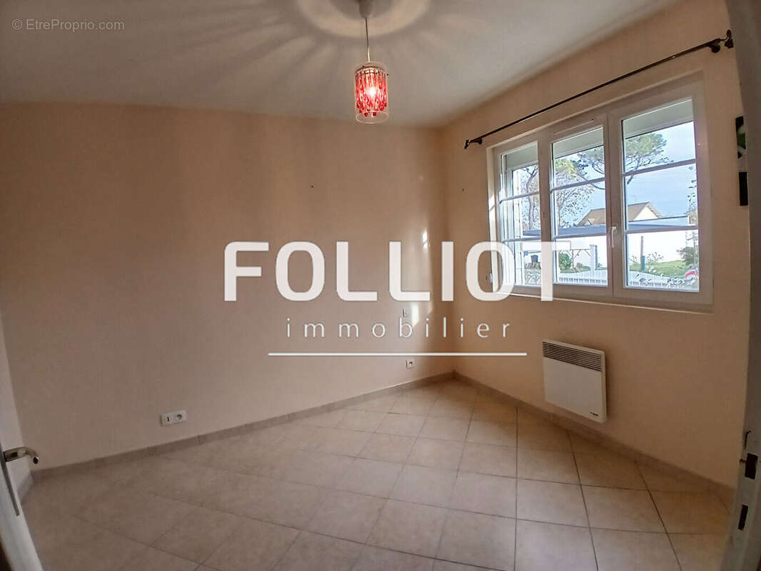 Maison à SAINT-GERMAIN-SUR-AY