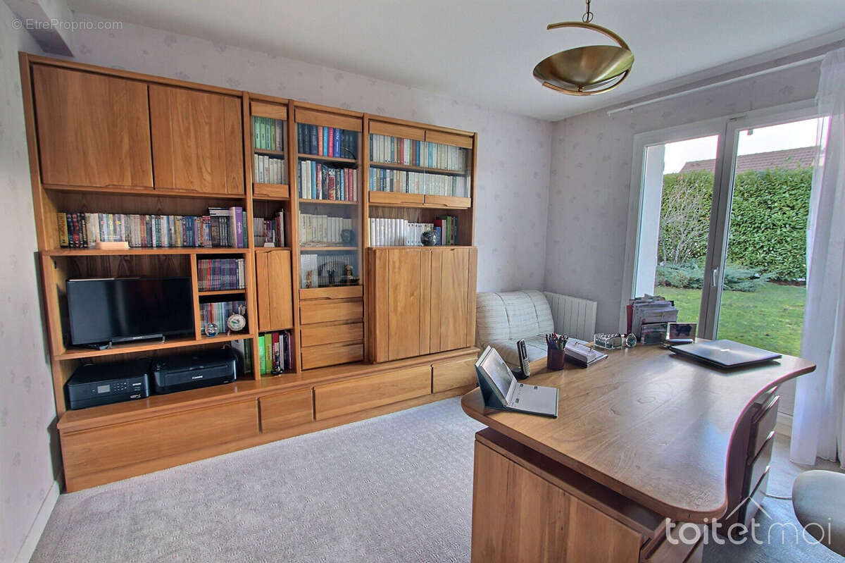 Maison à MAGNY-LES-HAMEAUX