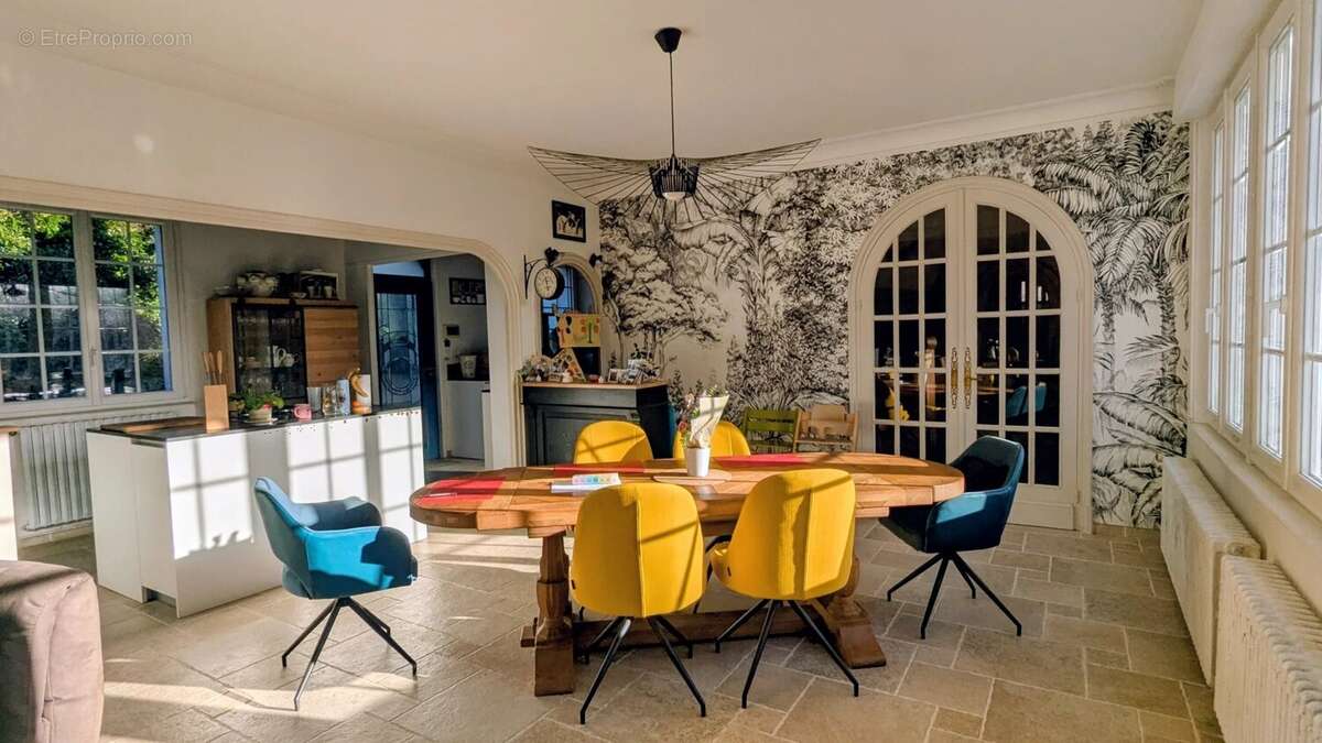 Maison à PLONEVEZ-PORZAY