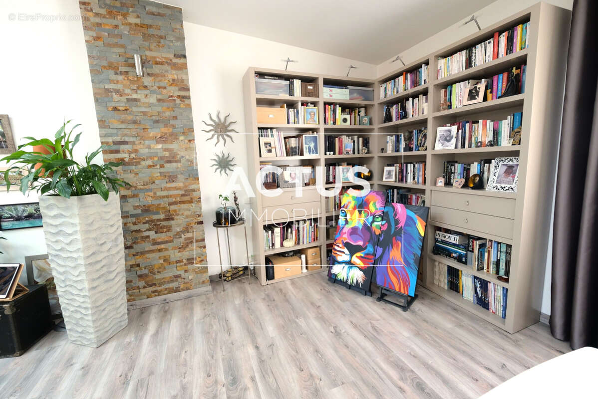 Appartement à SALON-DE-PROVENCE