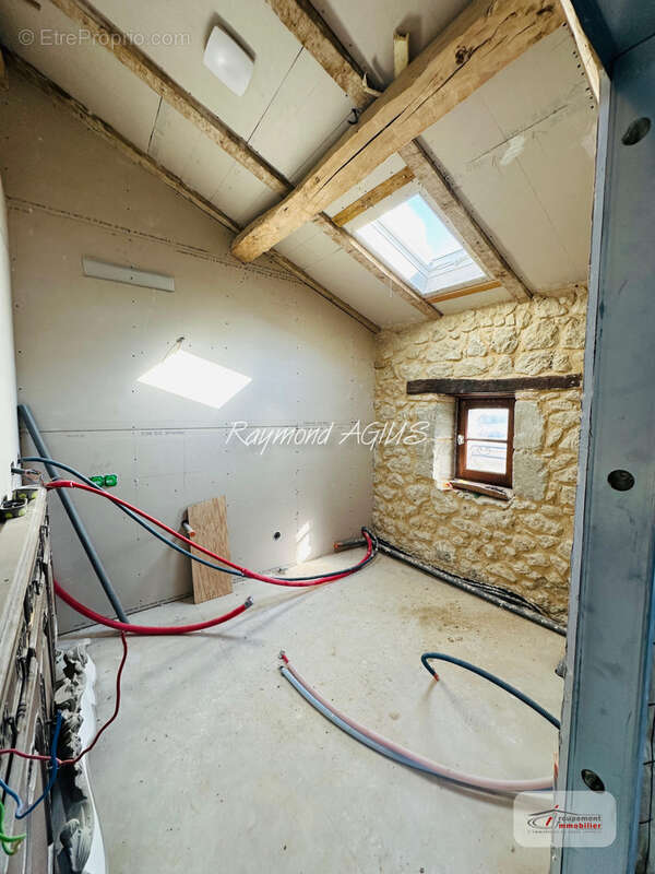 Charmant maison en pierre de 3 chambres avec une vue imprenable - photo 18