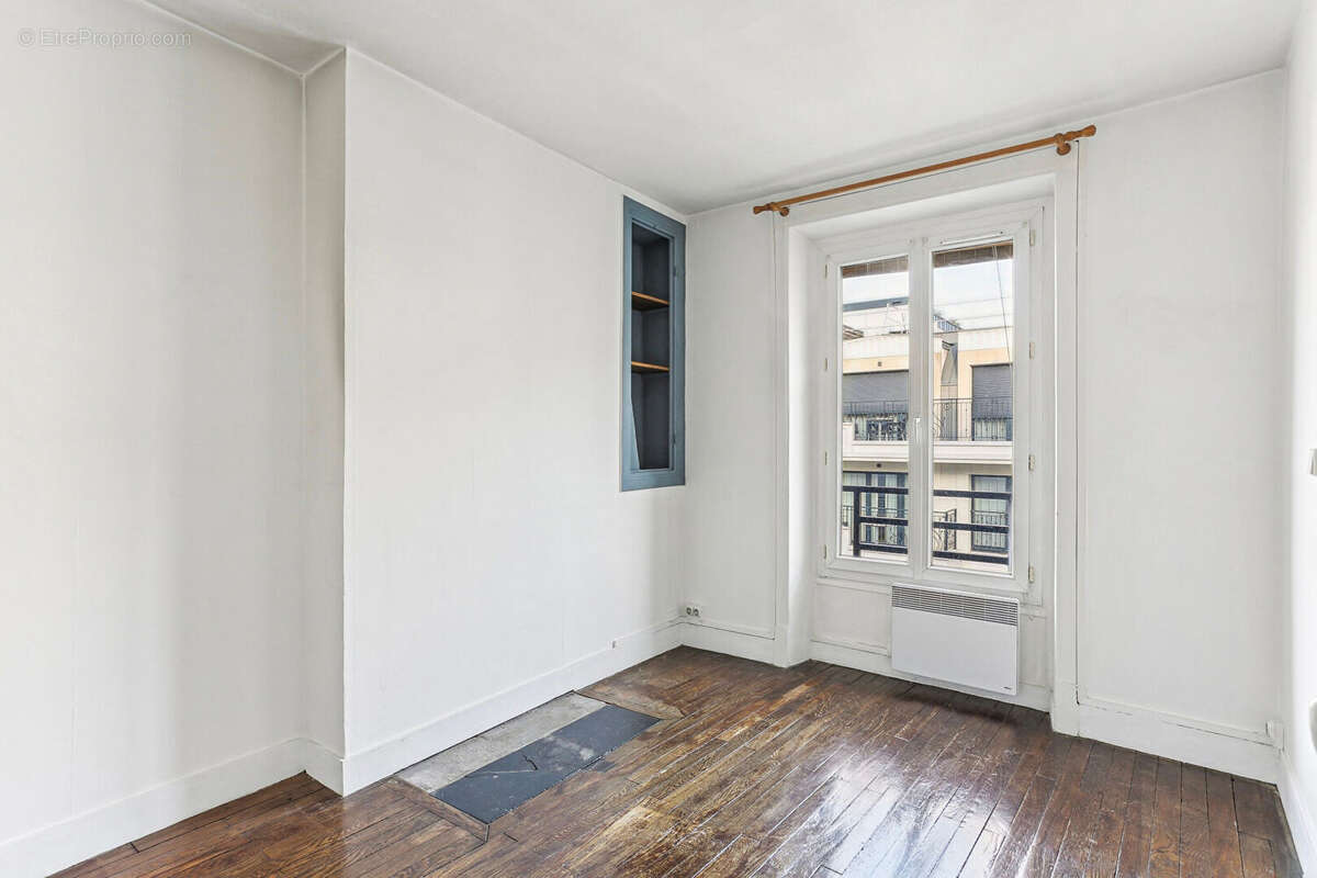 Appartement à LEVALLOIS-PERRET