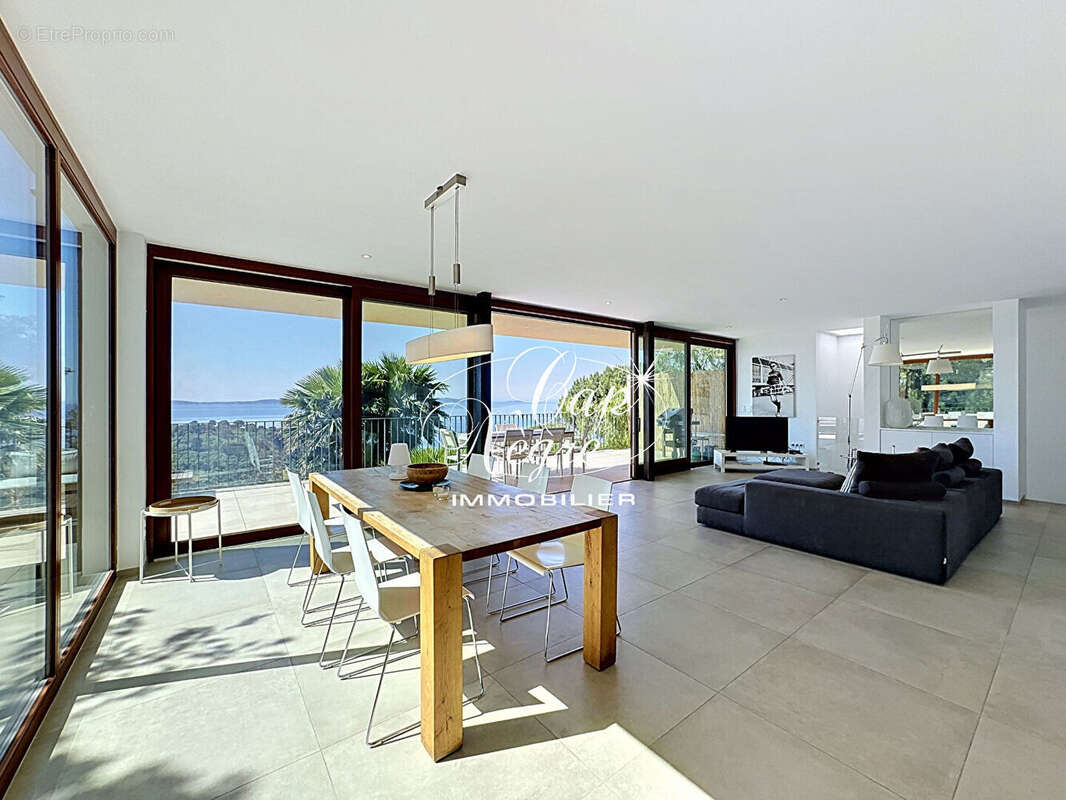 Propriété contemporaine avec magnifique vue mer au Rayol - photo 6