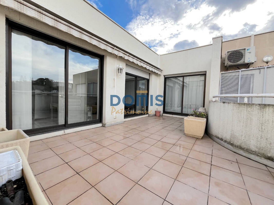 Appartement à NIMES