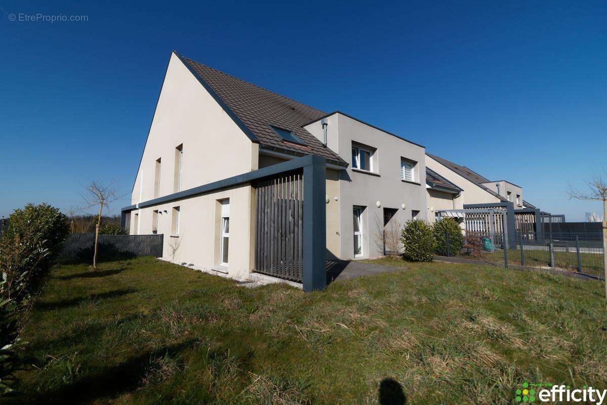 Appartement à HAUTEVILLE-LES-DIJON