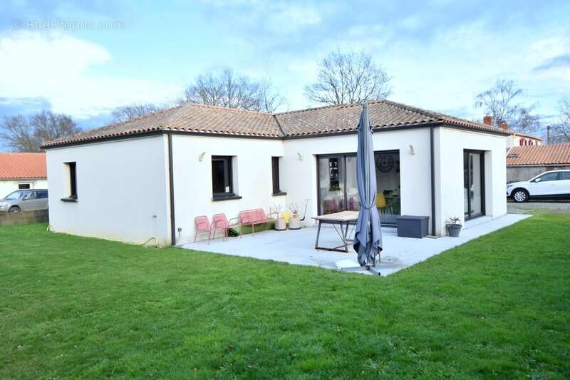 Maison à LA REMAUDIERE