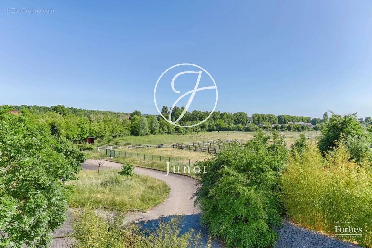 Appartement à MAISONS-LAFFITTE