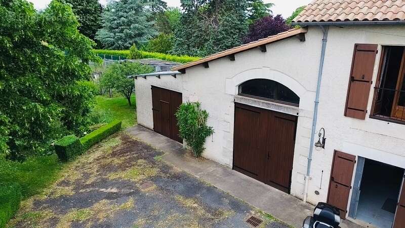 Maison à BUXEROLLES