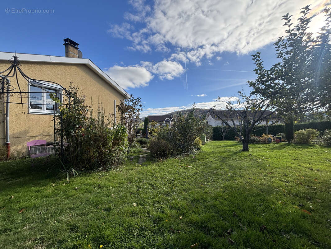 Maison à PONTCHARRA-SUR-TURDINE