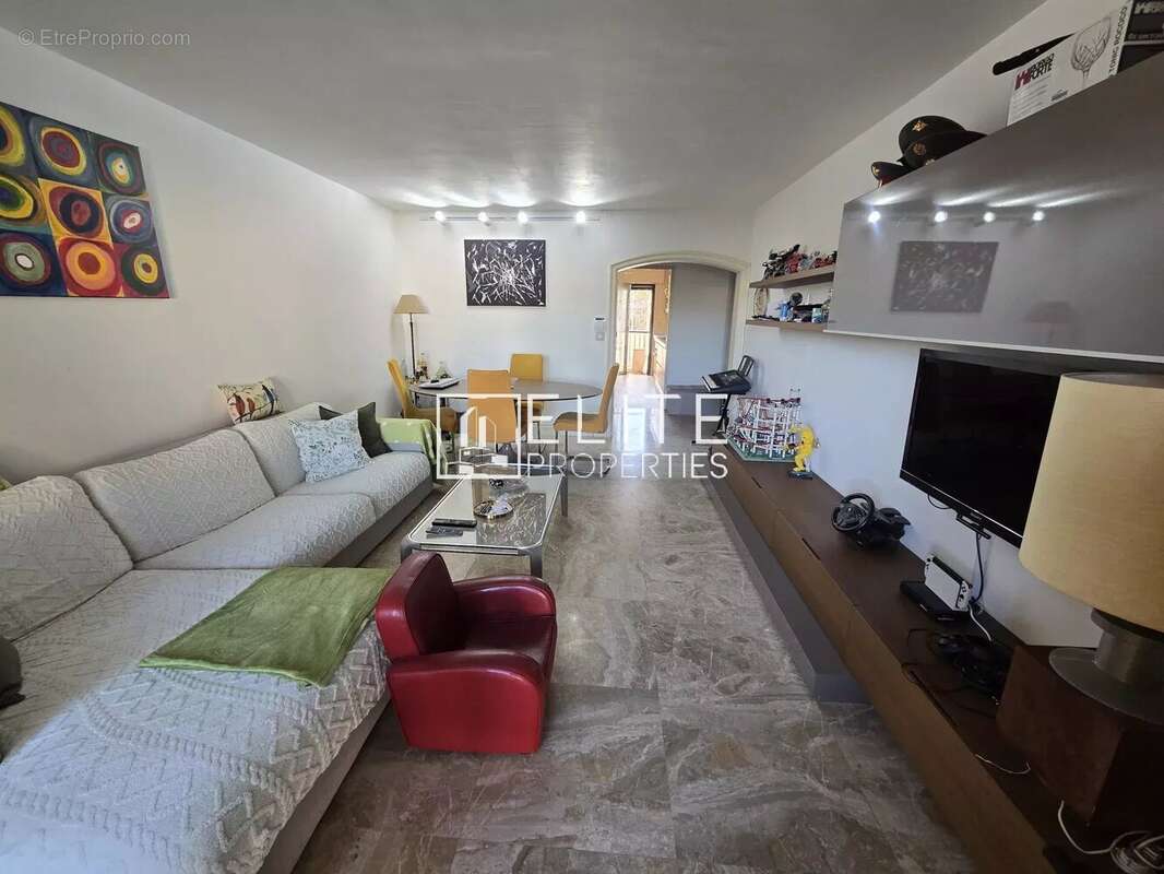 Appartement à LE CANNET