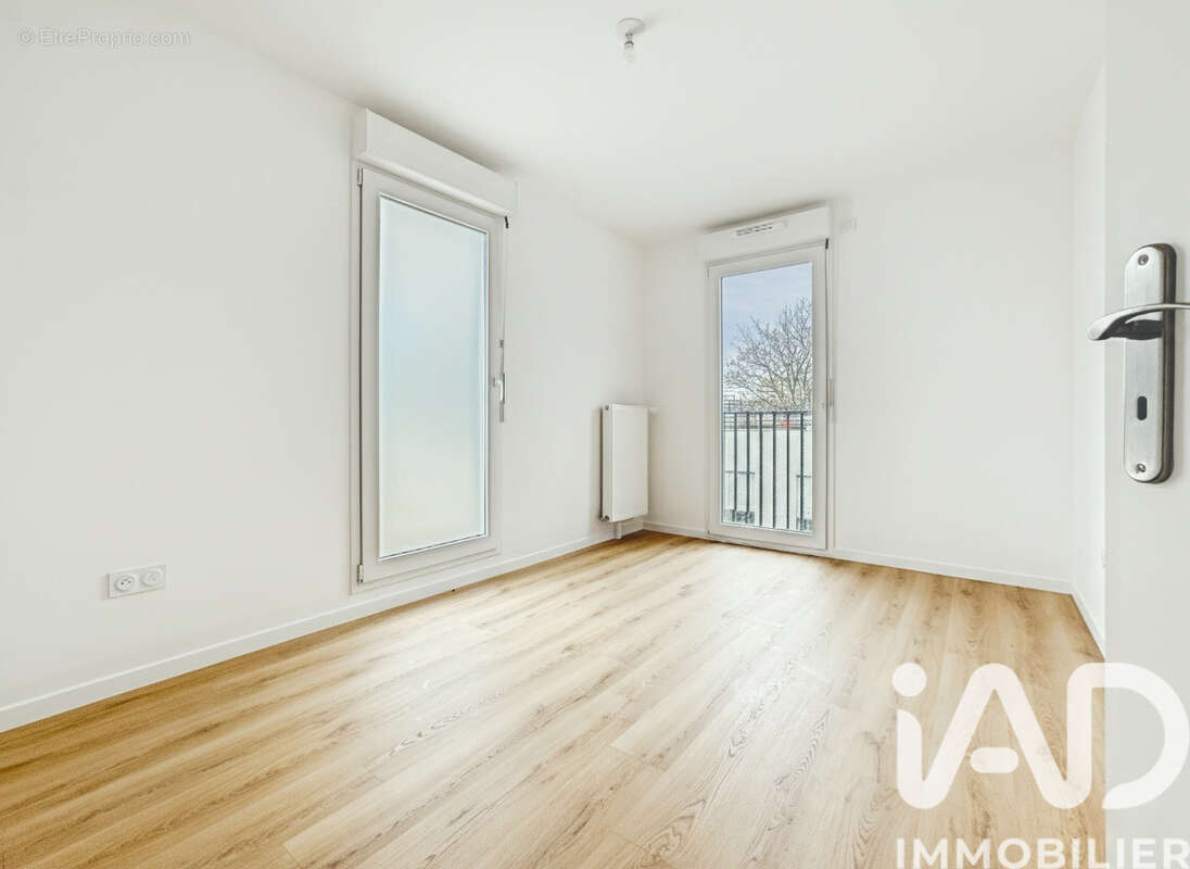 Photo 6 - Appartement à VILLENEUVE-LA-GARENNE