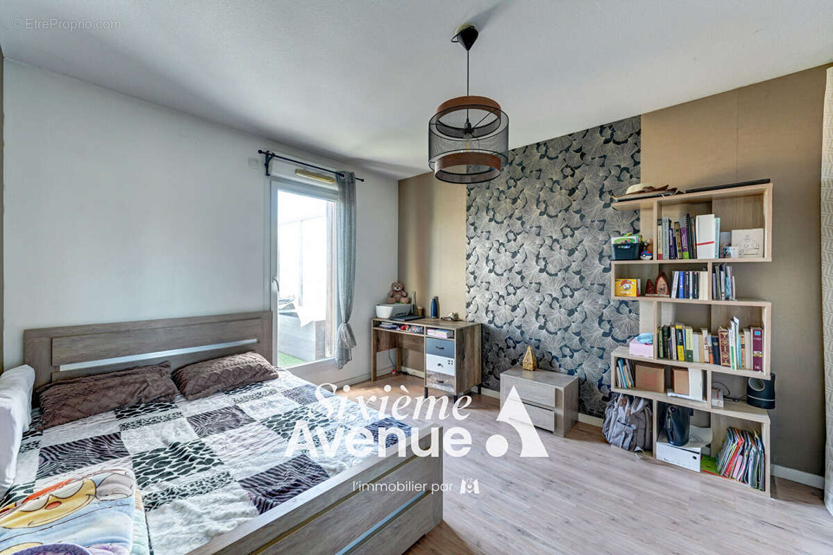 Appartement à VAULX-EN-VELIN