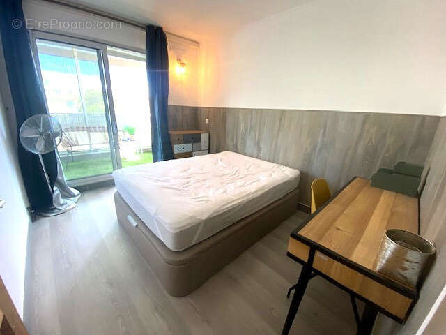 Appartement à SIX-FOURS-LES-PLAGES