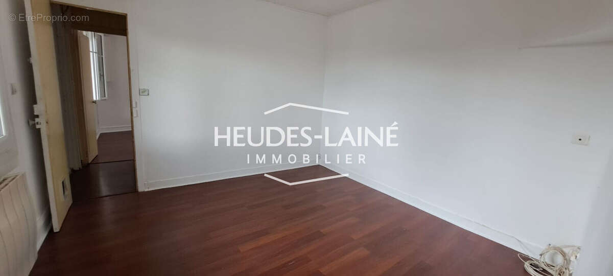 Maison à SAINT-HILAIRE-DU-HARCOUET