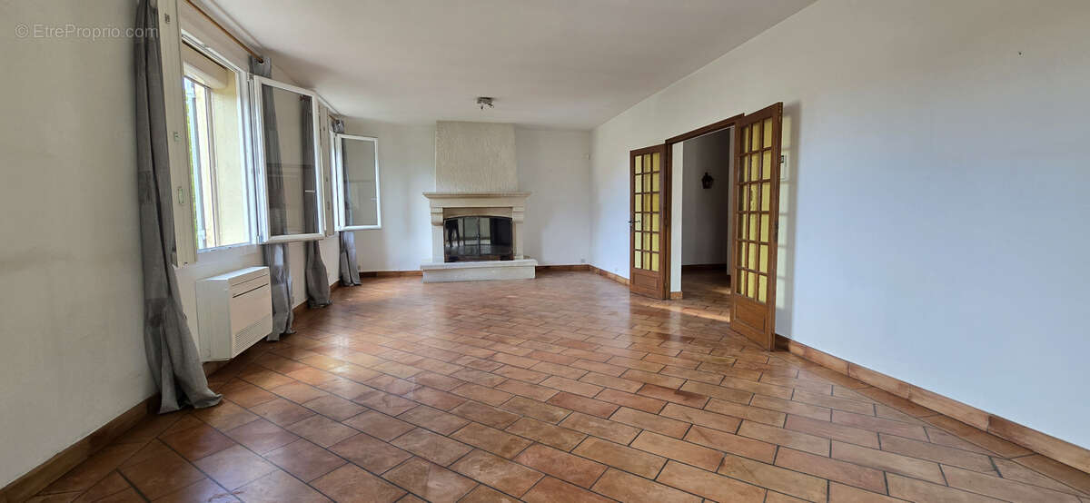 Maison à CAUMONT-SUR-DURANCE