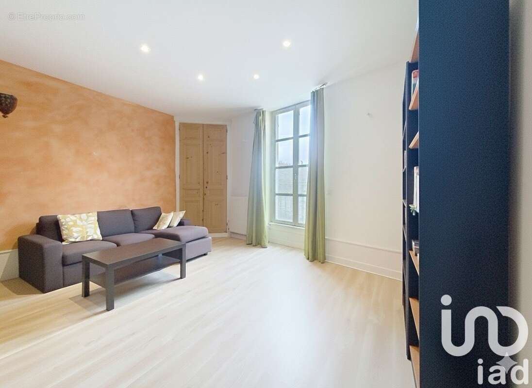 Photo 2 - Maison à ALBIGNY-SUR-SAONE