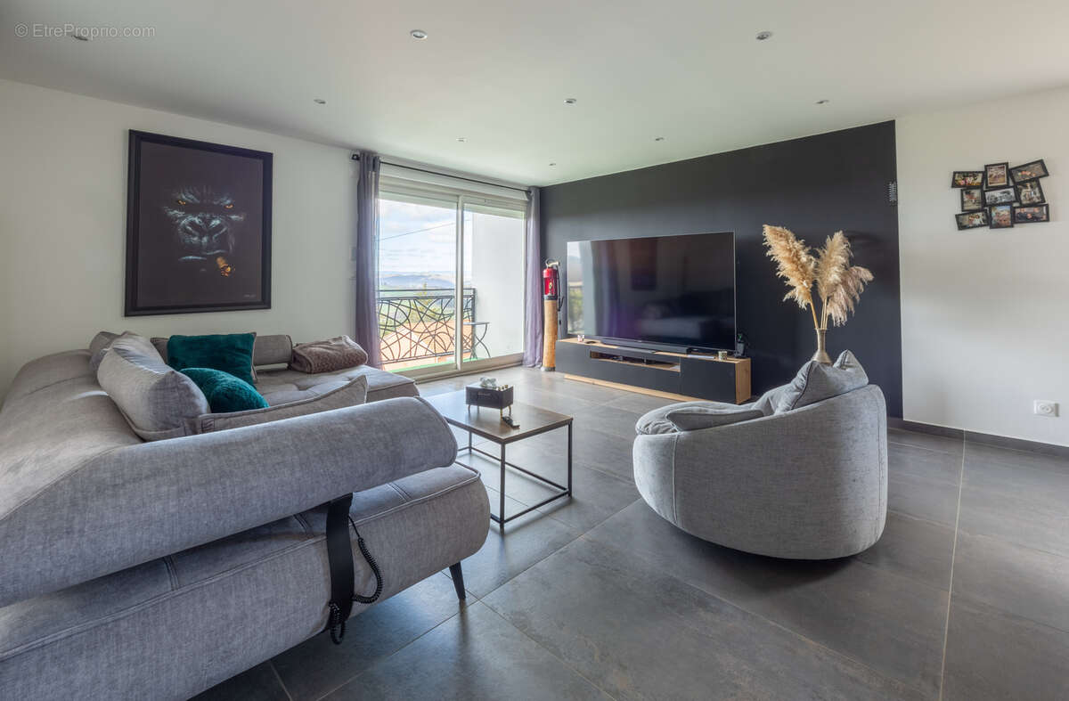 Maison à SAINT-FERREOL-D'AUROURE