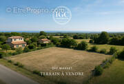 Terrain à CARRY-LE-ROUET