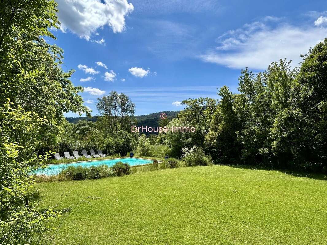 Maison 180 m² à Villecroze  - photo 4