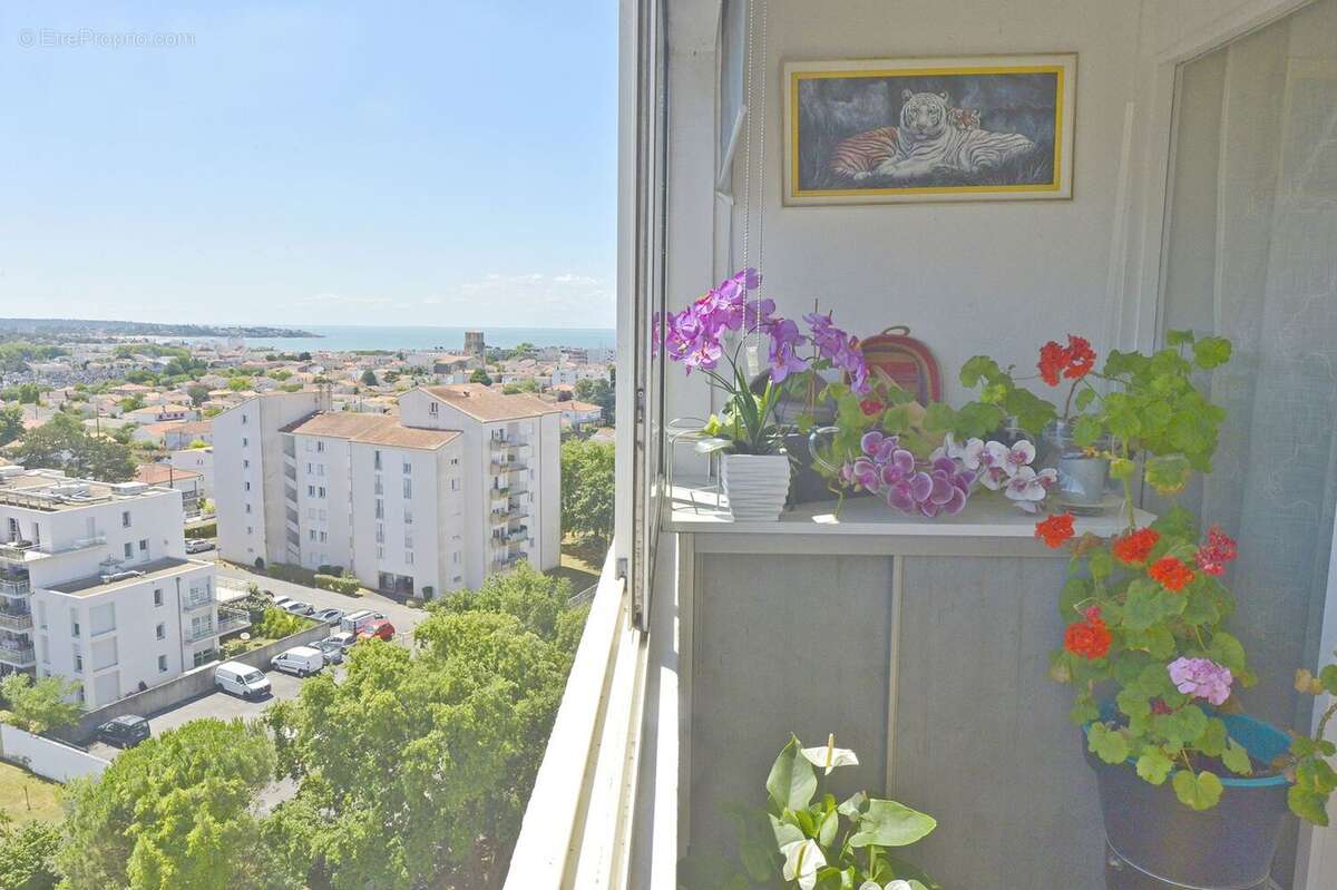 Appartement 63 m² à Royan  - photo 2