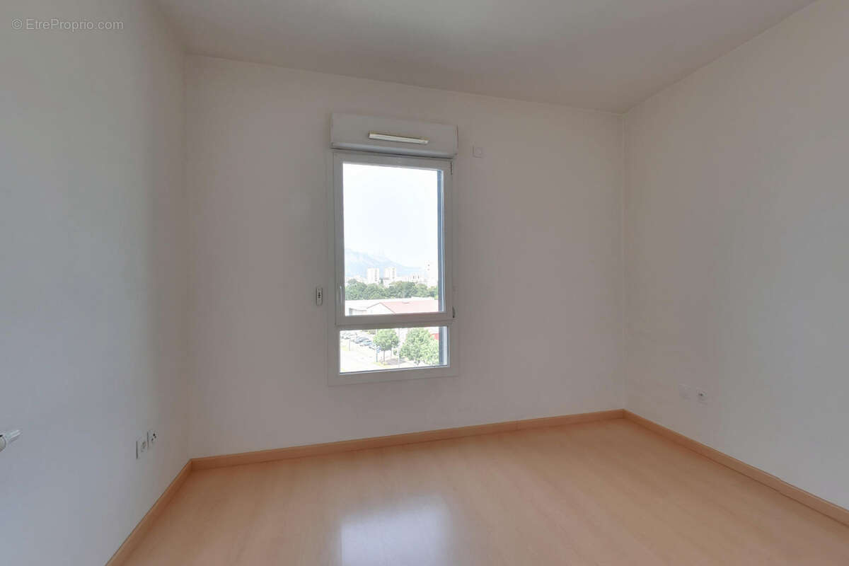 Appartement à ECHIROLLES