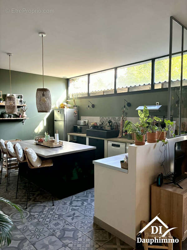 Maison à ROMANS-SUR-ISERE