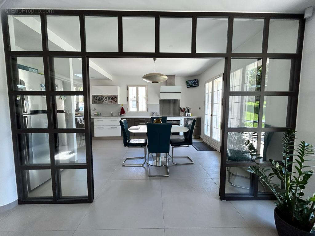 Demeure de prestige Chantilly 400 m2 env. - photo 9