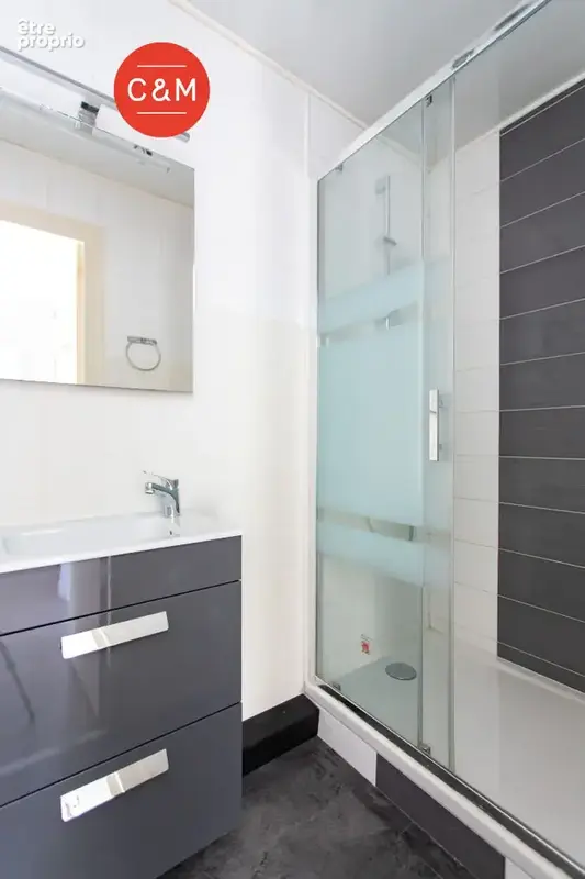 REZE SAINT-PAUL - Appartement 2 pièces 45 m² - photo 6