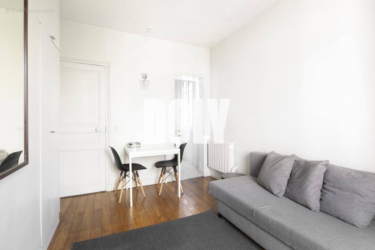 Appartement à PARIS-12E
