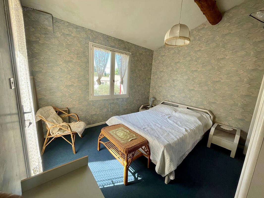 Autre à L&#039;ISLE-SUR-LA-SORGUE