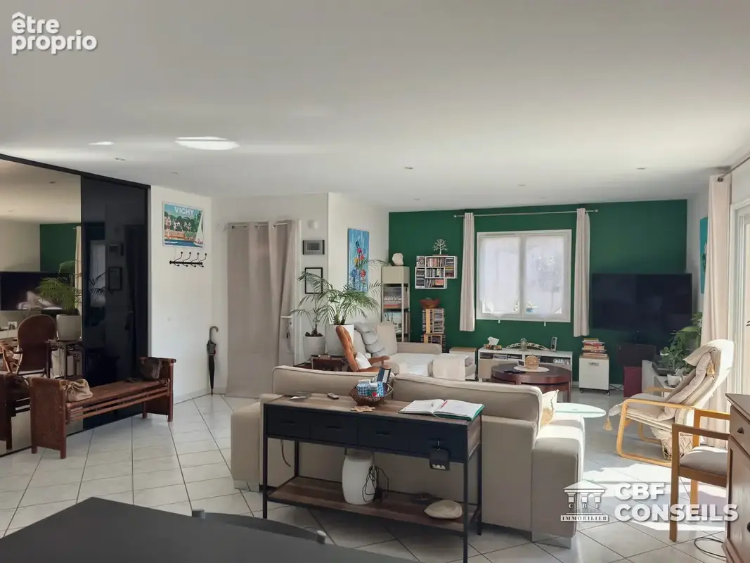 Photo Maison à Les Martres-De-Veyre au prix de 345 000€