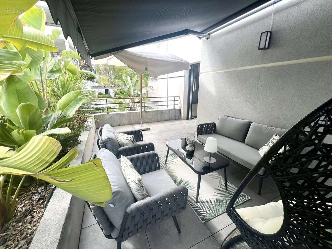 Appartement à CANNES