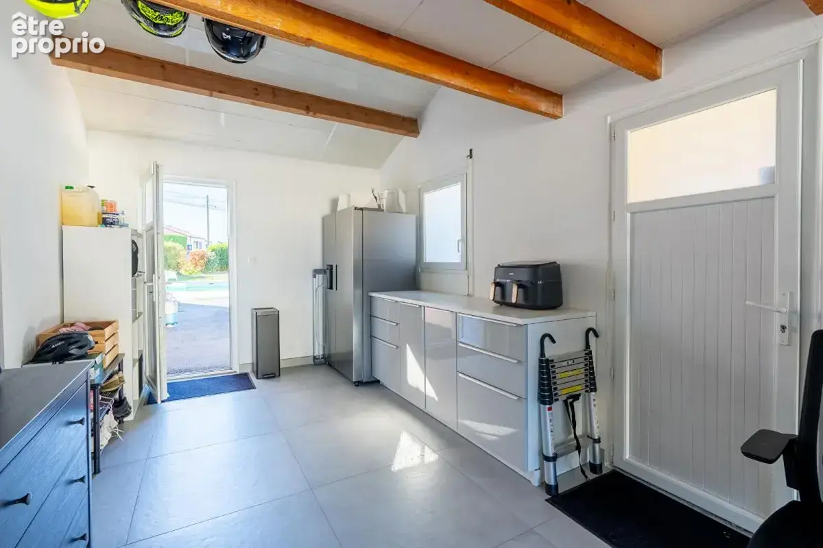 Maison Gorges 5 P . 4 Chs . 121.85 M² . T 883 M² . Garage . Piscine . Terrasses . Abri voiture - photo 16