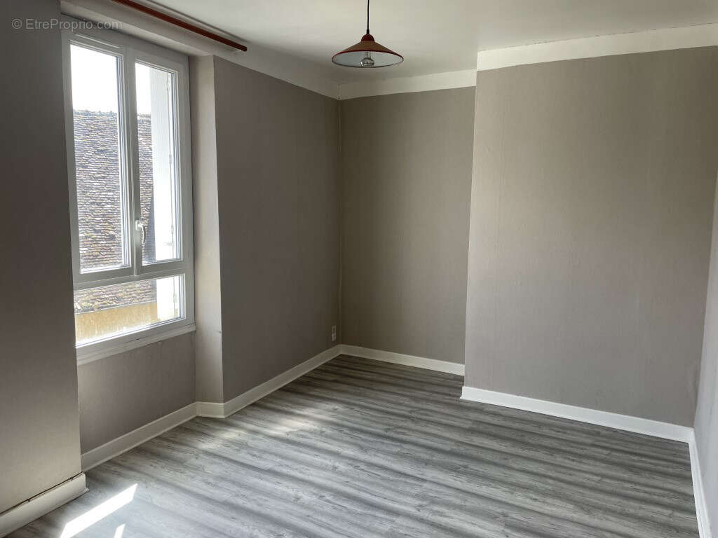 Appartement à LUBERSAC