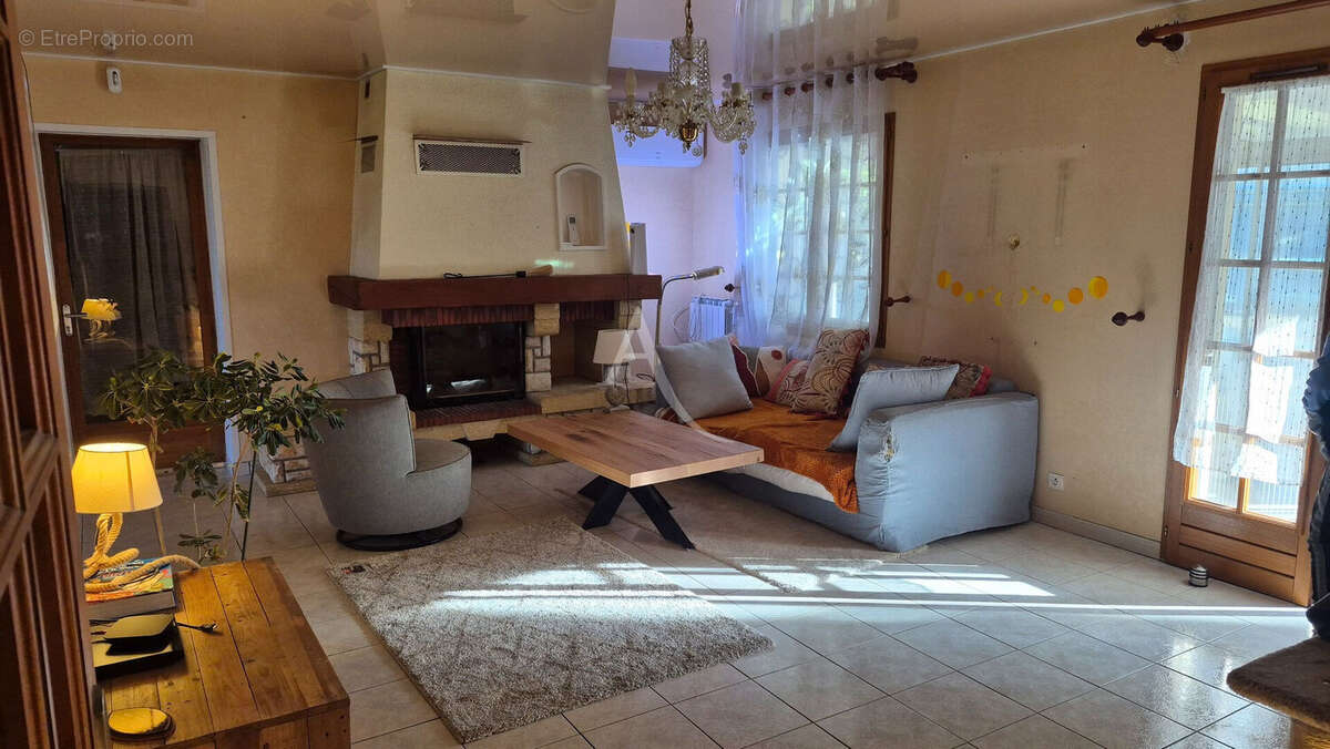 Maison à SALLES-D'AUDE