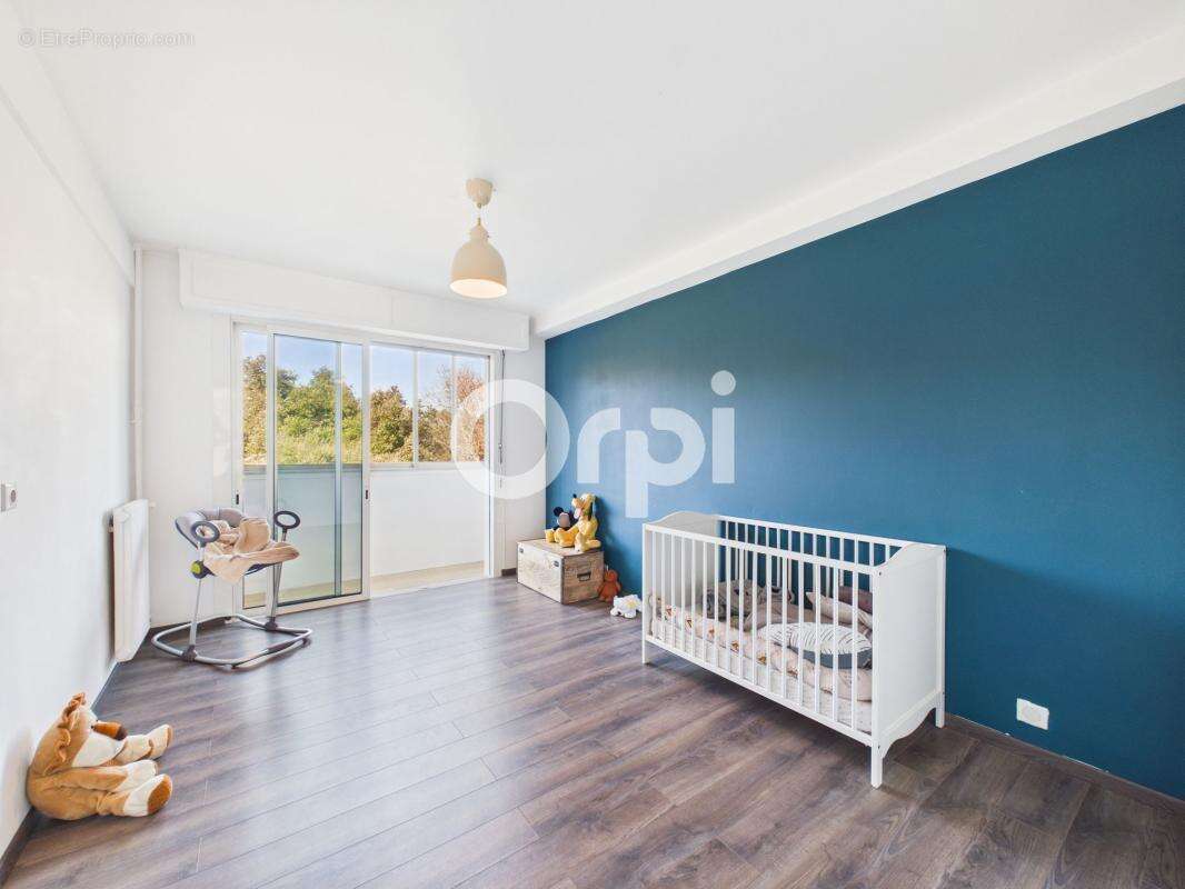 Appartement à MANDELIEU-LA-NAPOULE