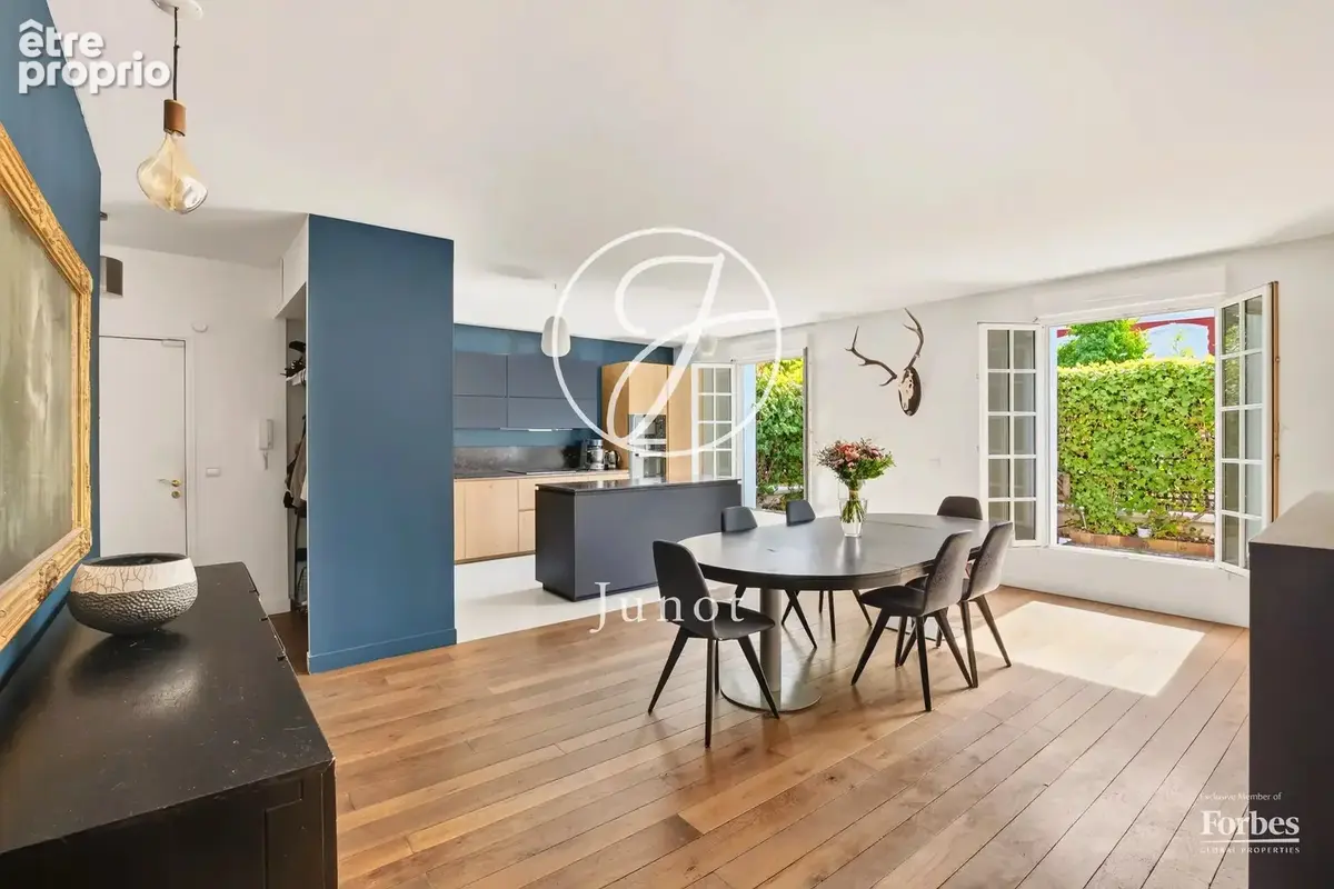 Suresnes - FOCH - Duplex 6 pièces/4 chambres 175.84m² - Terrasse 25m² - photo 4