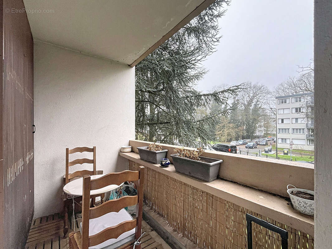 Appartement à SAINT-MICHEL-SUR-ORGE