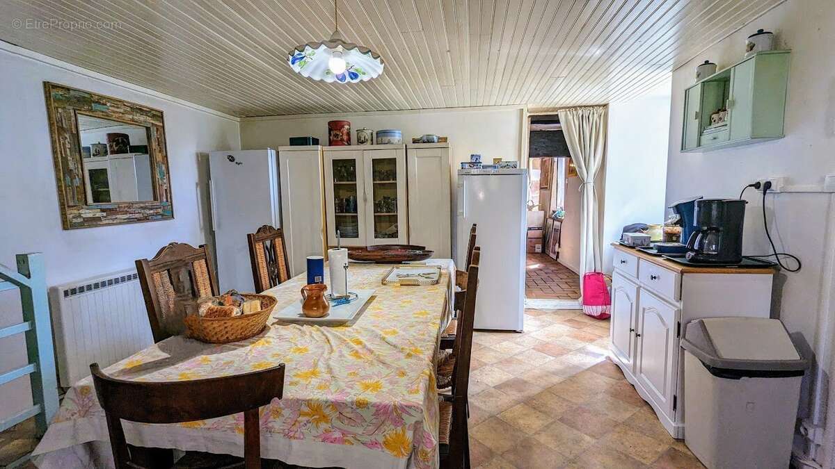 Maison avec dépendances proche Najac - photo 15