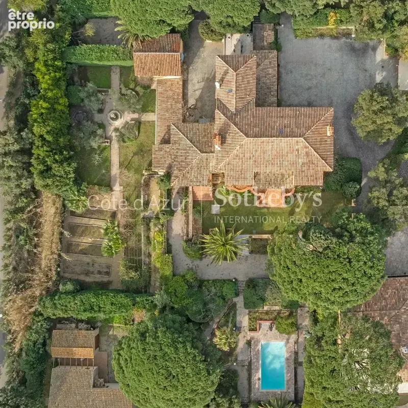 Exclusivité Côte d’Azur villa d’exception à Sainte-Maxime, proche mer et centre-ville - photo 3