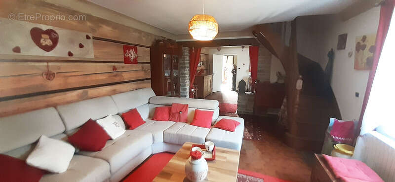 Maison à LIMOGNE-EN-QUERCY